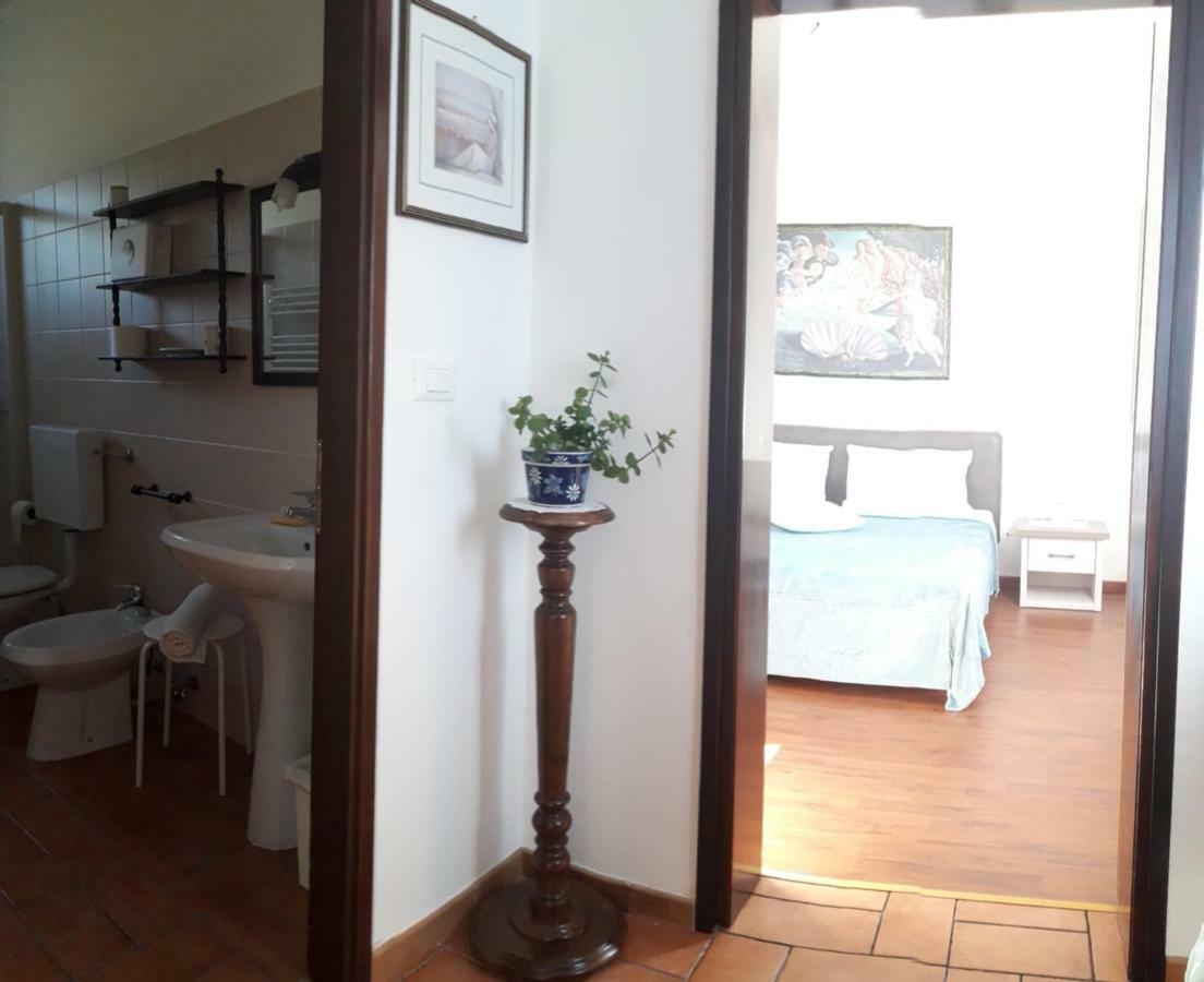 Apartman Nevia Holiday Home Ciritez Exteriör bild